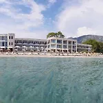 Valta Hotel Qeparo