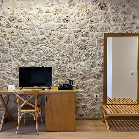 Valta Hotel