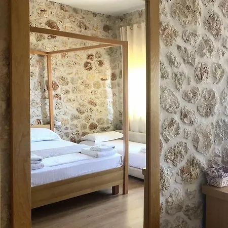 Valta Hotel