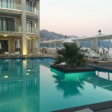 Valta Hotel 4*