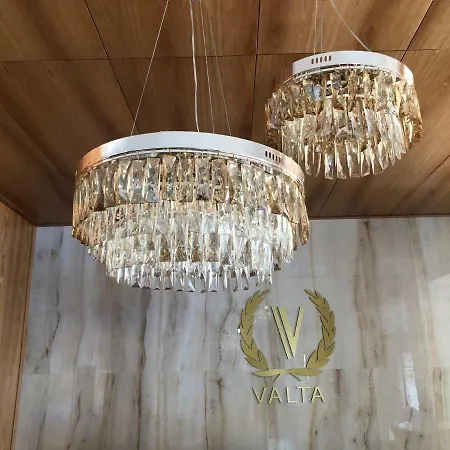 Valta 4*