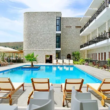Hotel Valta 4*